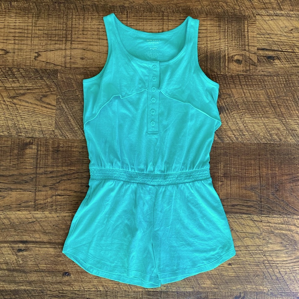 ❤️Old Navy Tank Shorts Romper Size M (8)